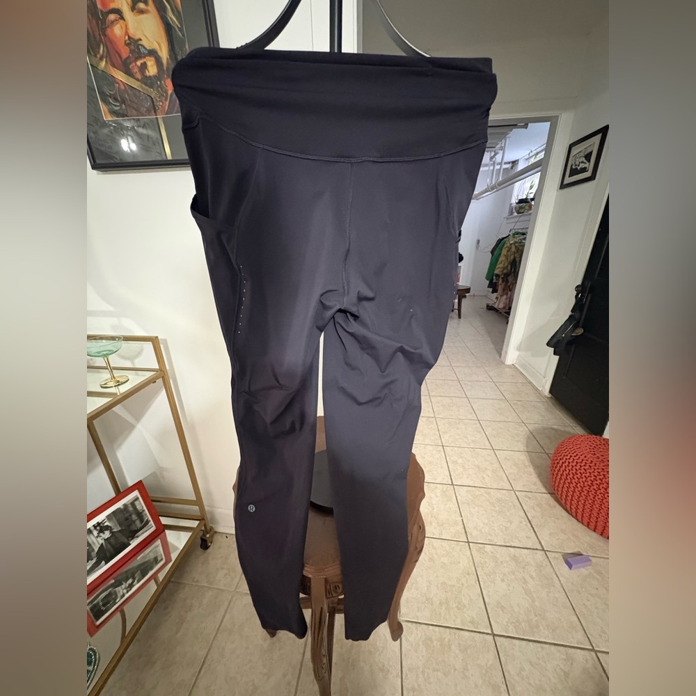 NWOT Lululemon athletica Black Performance Leggings with Logo Tag